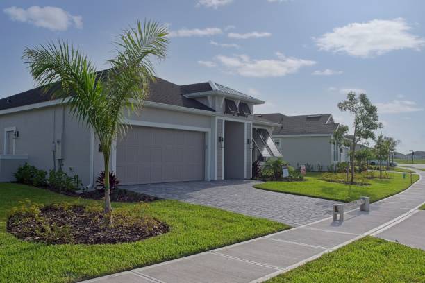 Best Commercial Driveway Pavers  in North Pembroke, MA